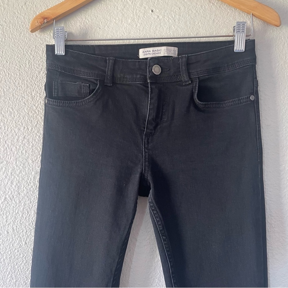 Zara Mid-Rise Skinny Jeans Women’s 4 Black Stretch Casual Basic Z1975 Minimalist - Picture 4 of 13
